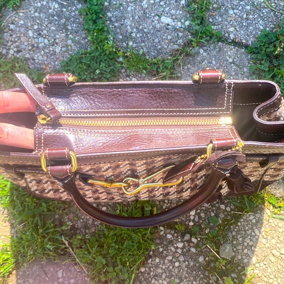 Coach | Bags | F10200 Houndstooth Hand bag | Rare Brown Tweed & leather buckled - Picture 12 of 12